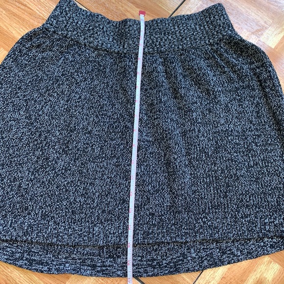 Donated Heather Grey Knit Skirt {Mossimo} - LNC - Picture 7 of 9